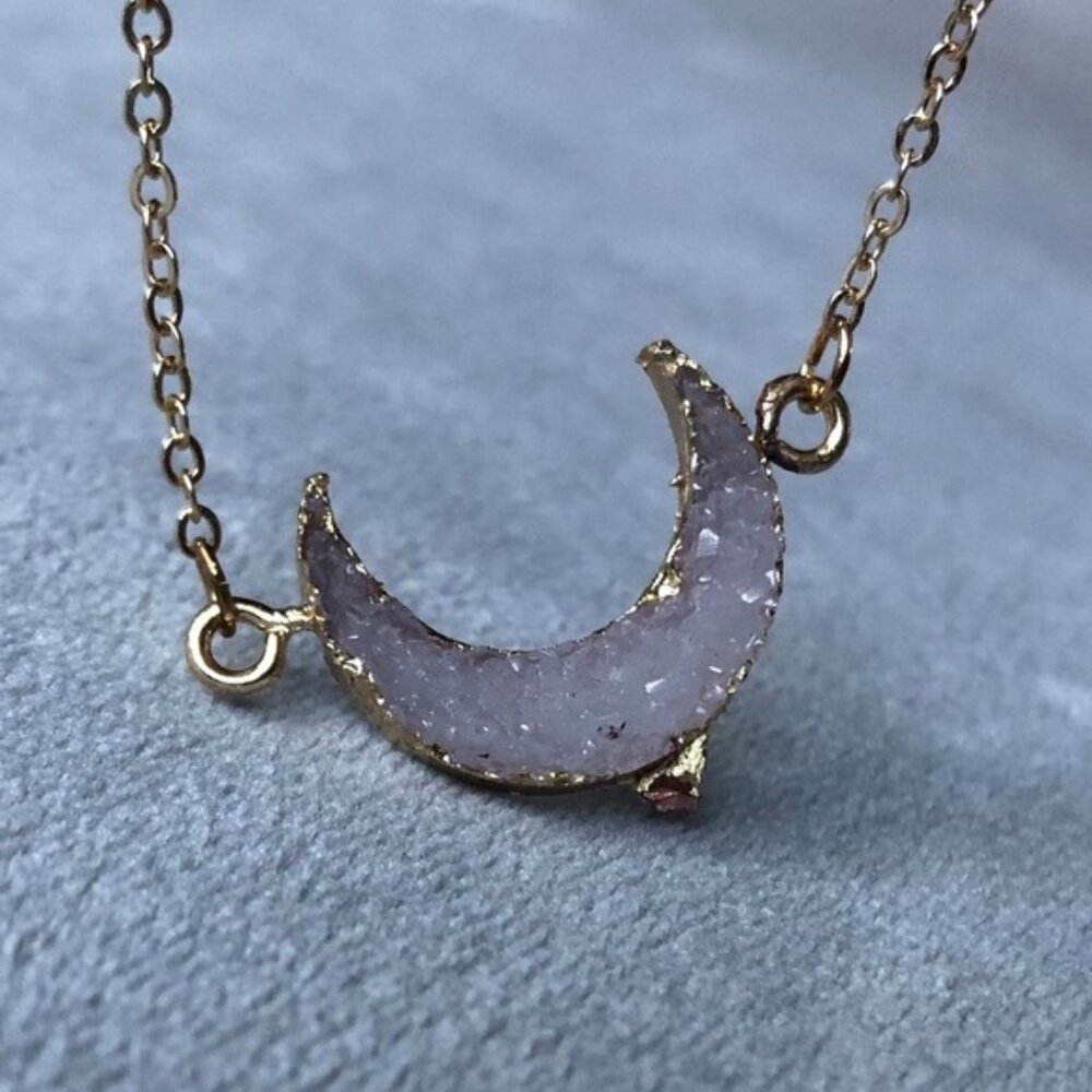 White Moon Faux Druzy Gold Tone Necklace ~ Brand New